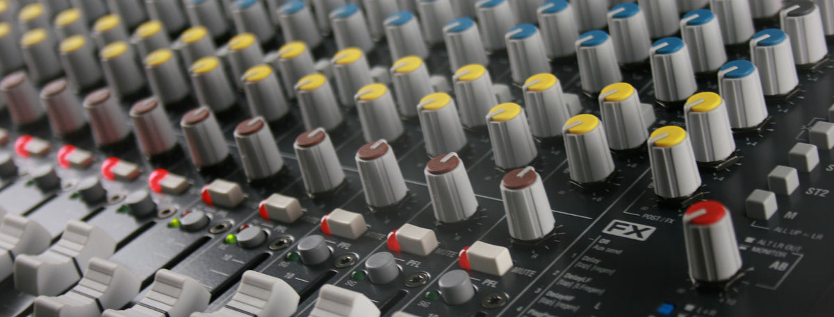 Allen & Heath ZED-16:2 (WZ4 16 Mic/Line 2-Bus Rack-Mountable Mixer)