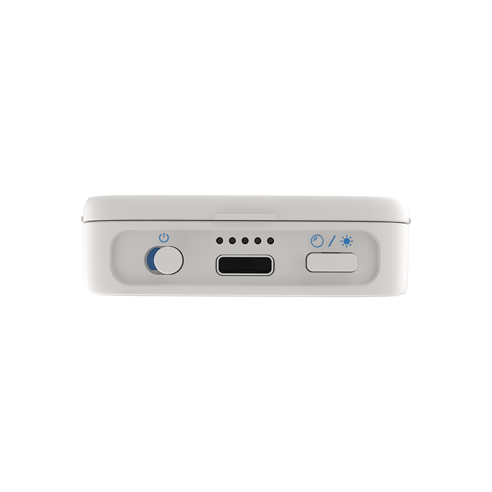 amaran Go (White), Ultra-compact, MagSafe & Qi2 compatible mini phone light for aspiring creators
