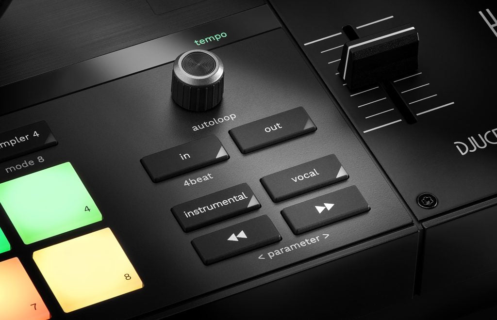 Hercules DJ DJControl Inpulse T7, 2-Deck Motorized DJ Controller for Serato DJ and DJUCED with Motorized Platters, Black