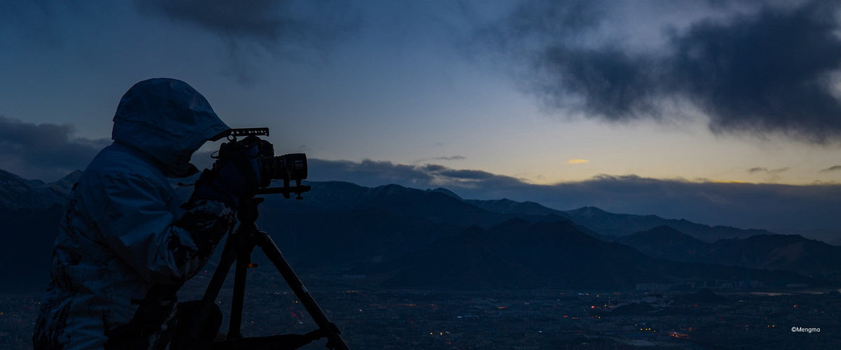DZOFILM LingLung 10-24 T2.9, Micro Four Thirds Parfocal Cine Zoom, M43 Mount, 12-Blade Iris
